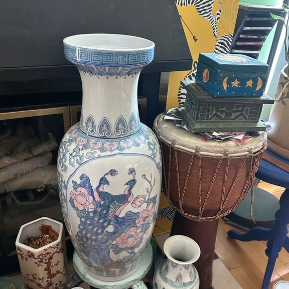 Vintage Blue and White Asian Vase with Pink Floral Accents w Birds 24" - Picture 15 of 15